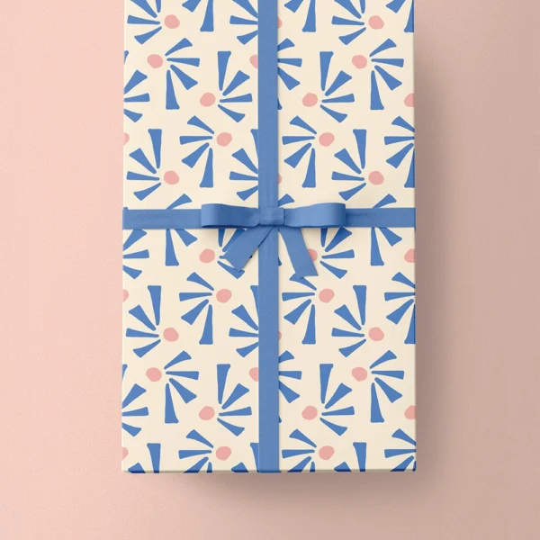 gift-wrapped-in-wrapping-paper-displaying-geometric-pattern-design-by-AlineBea